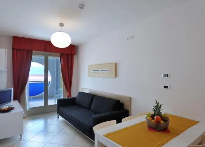 Sunny Flat With A Generous Terrace Apartament Bibione
