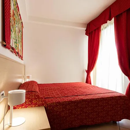 Sunny Flat With A Generous Terrace Appartamento *