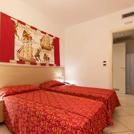 Sunny Flat With A Generous Terrace Appartamento