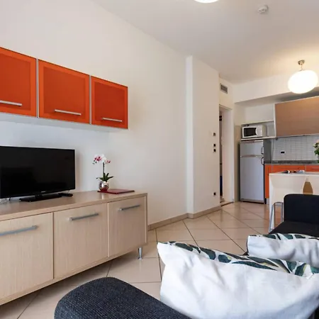 Sunny Flat With A Generous Terrace * Bibione