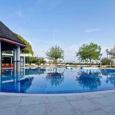 Appartamento Sunny Flat With A Generous Terrace