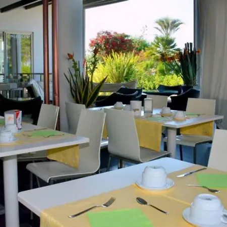 Appartamento Sunny Flat With A Generous Terrace Bibione