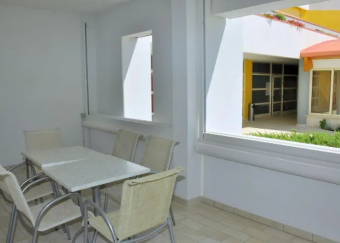 Appartement Sunny Flat With A Generous Terrace